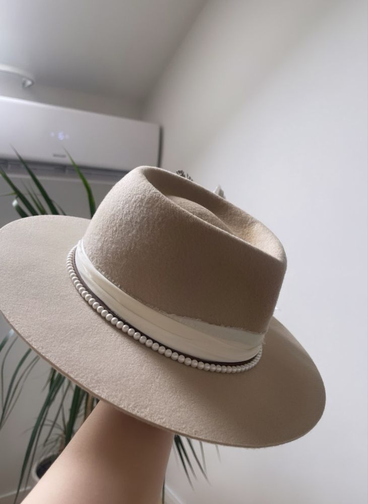 Palarie handmade din fetru