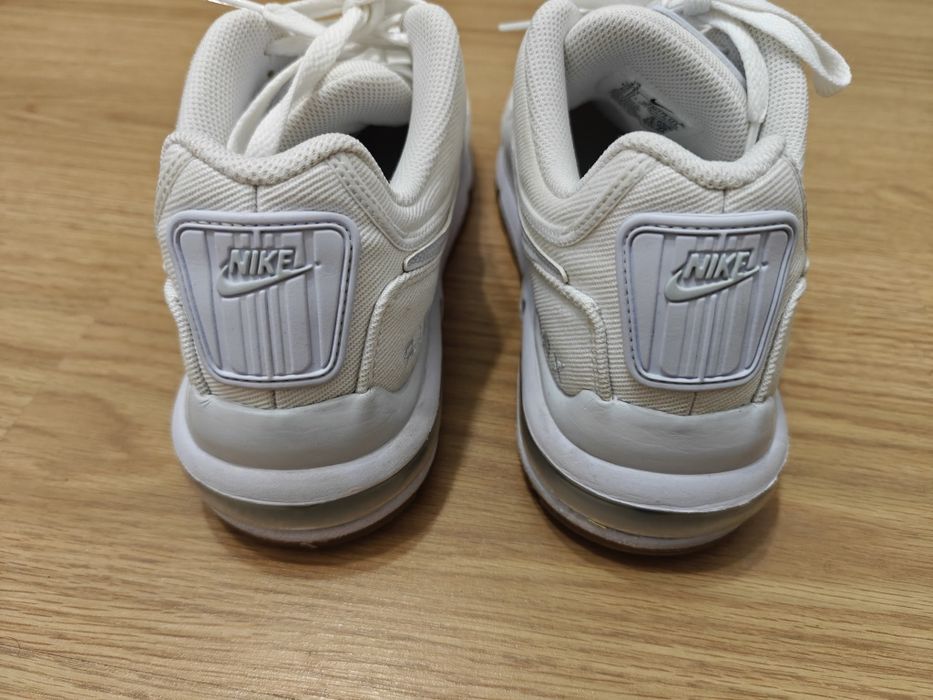 Nike Air Max текстил бели нови