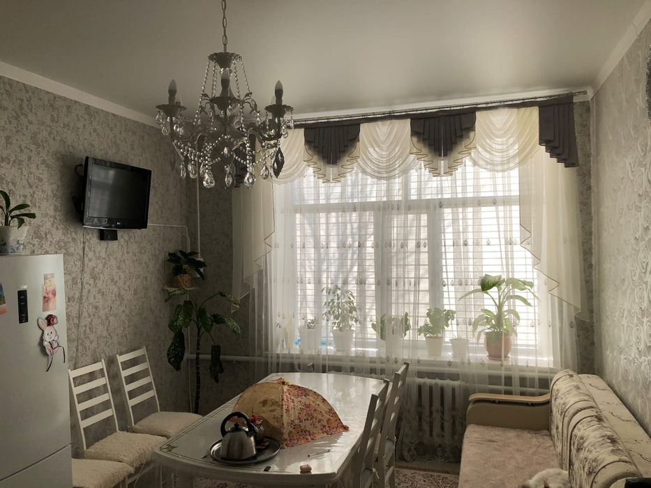 Продам квартиру с гаражом