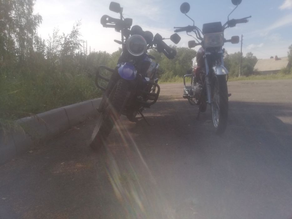 Продаю мото с Леаа кулагер не работает только праводка