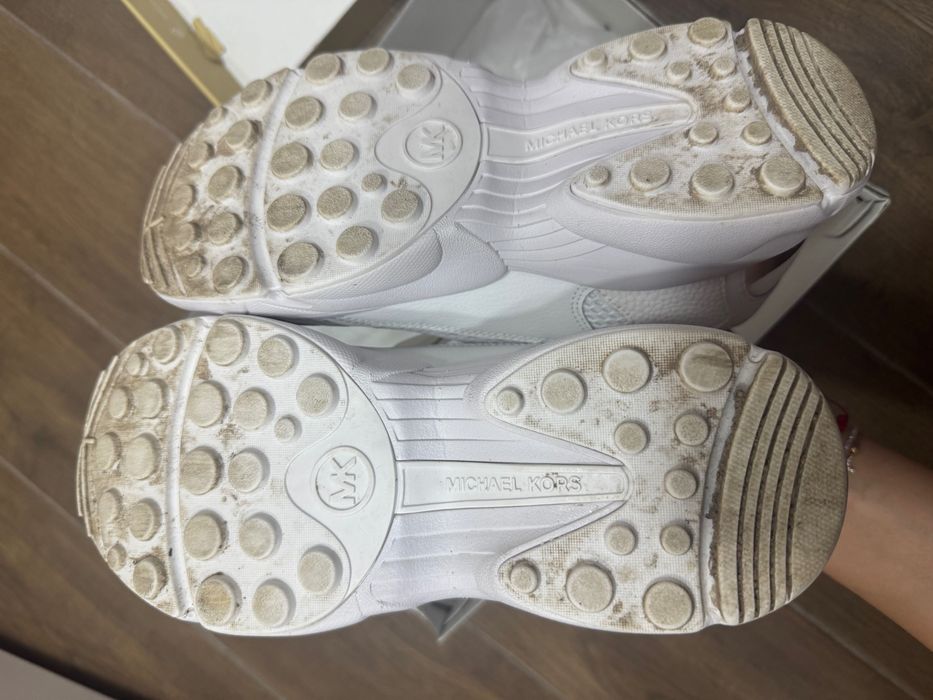 Michael Kors маратонки размер 38 бели