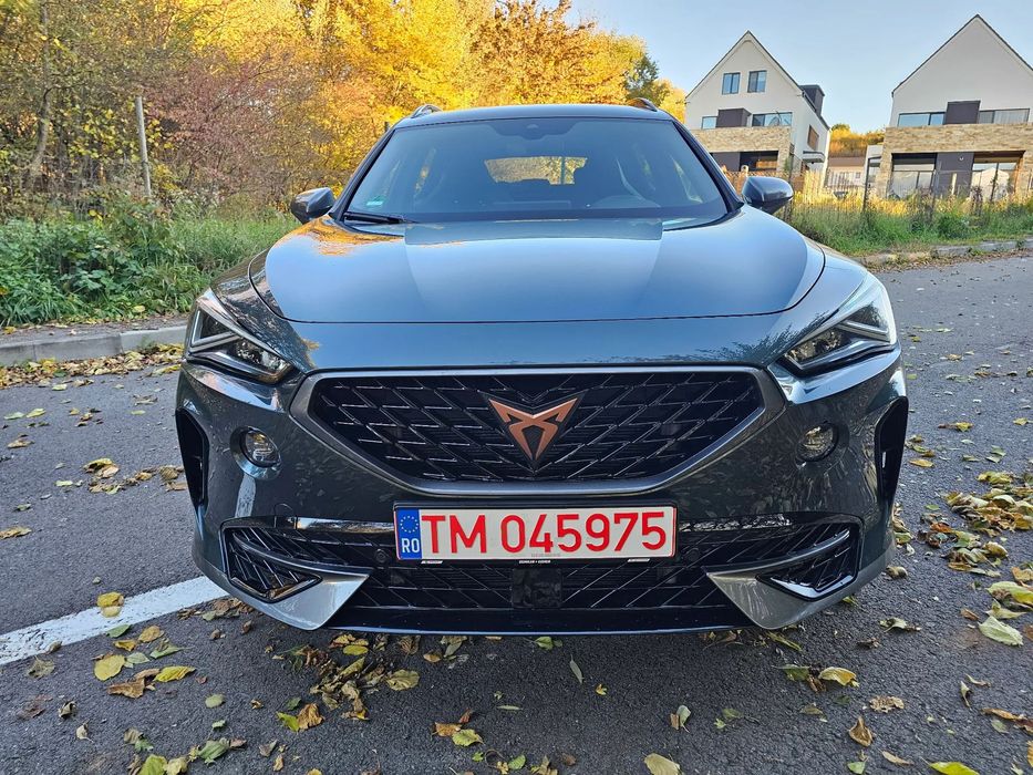Cupra Formentor VZ 245cp plug-in finantare gartie 1 an su extra cost 2 ani.