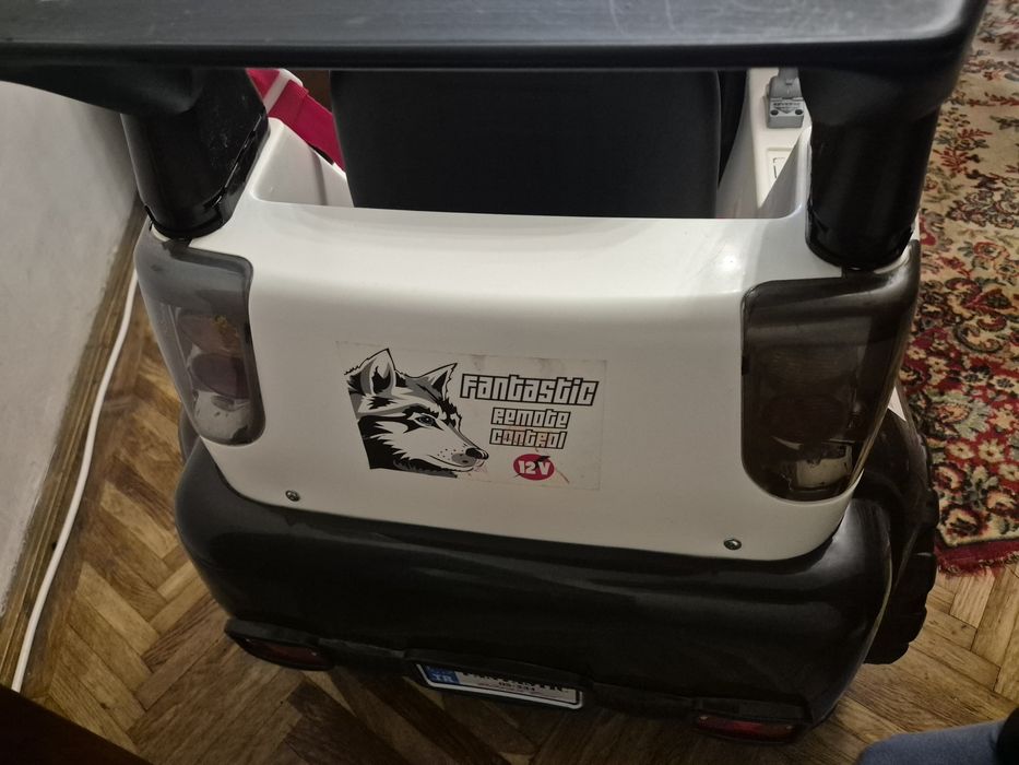 Masinuta electrica exterior