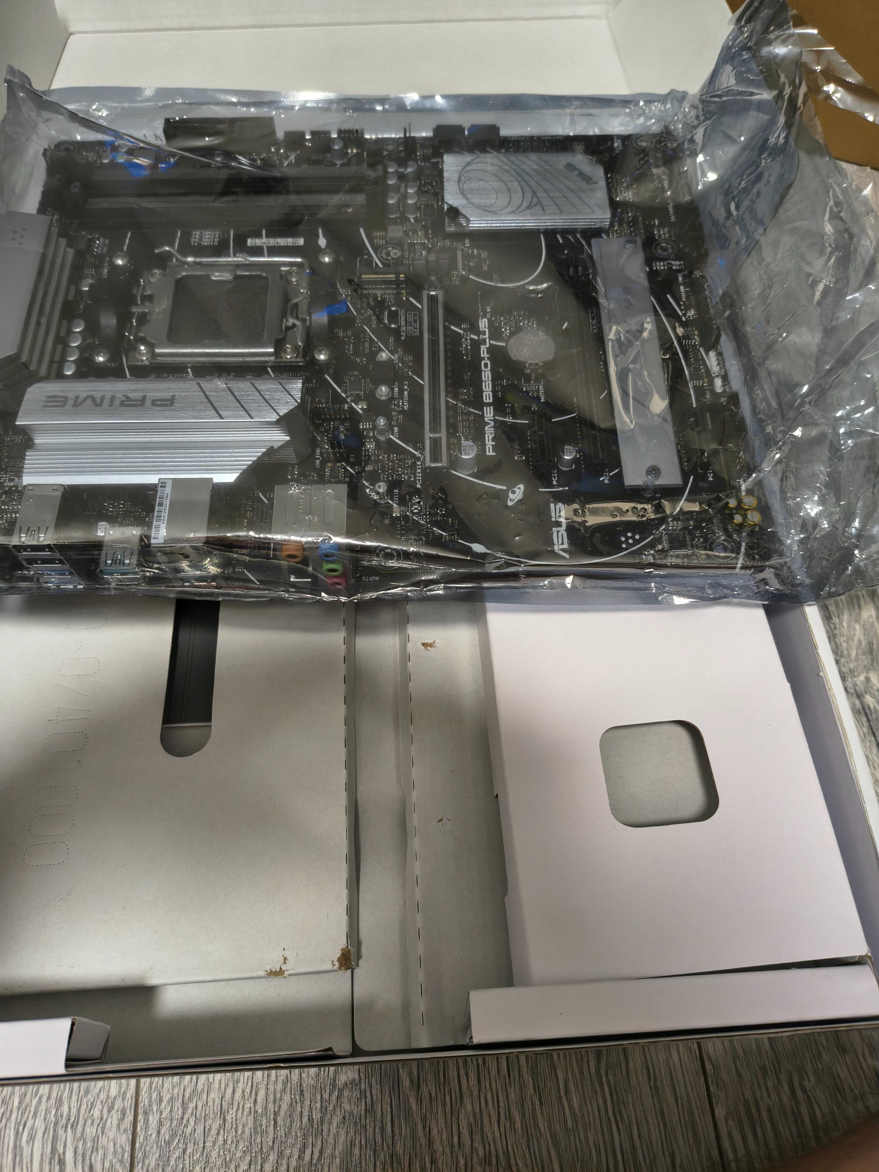 Дъно Asus ROG STRIX B550-F Gaming WIFI II - сокет AM4