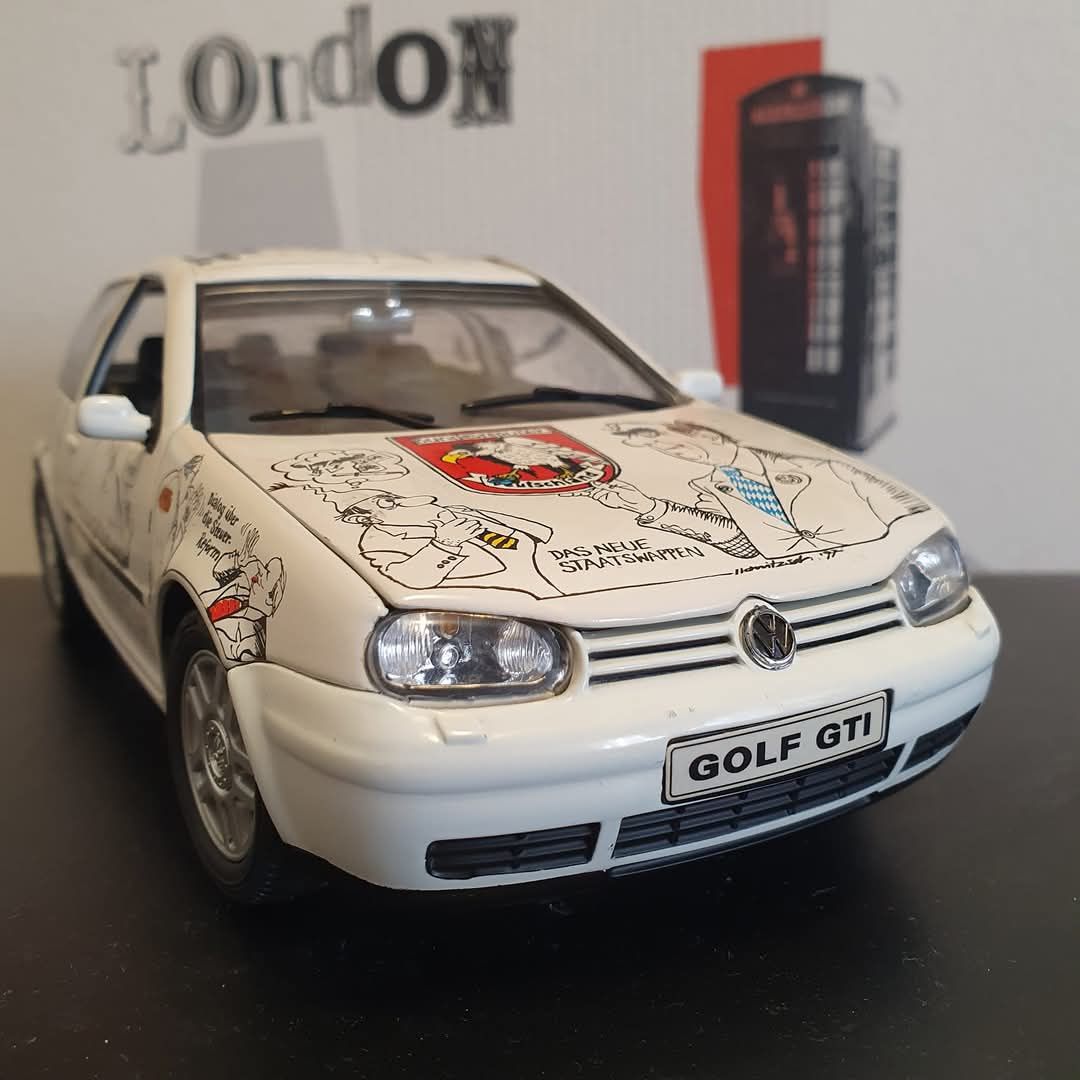 Macheta Golf IV scara 1:18