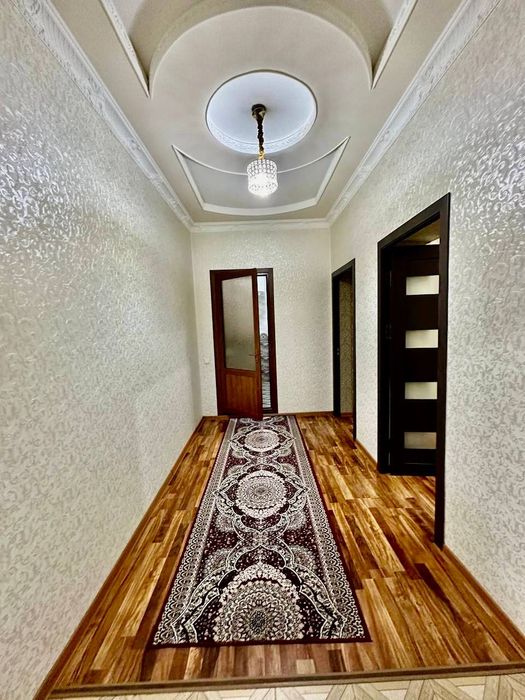 Yakkasaroy Oybek metro 3 bekat uzoqlikda kvartira ijaraga beriladi