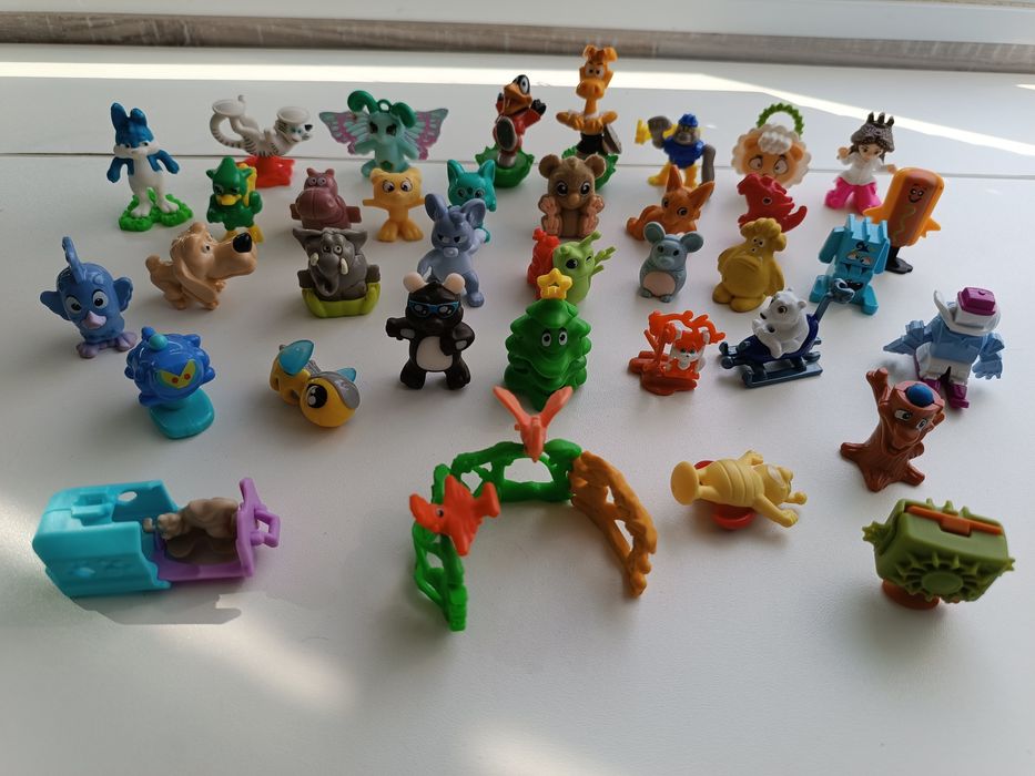 Играчки от шоколадови яйца и стилита