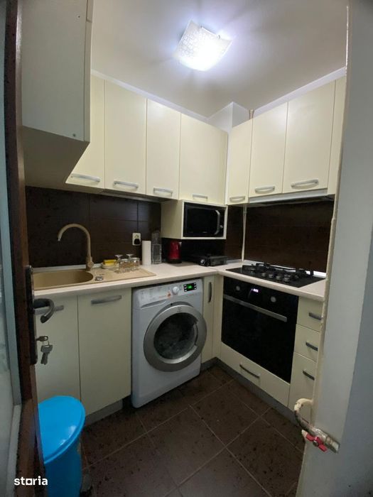 Garsoniera cu balcon etaj 1, mobilata si utilata, zona Mall