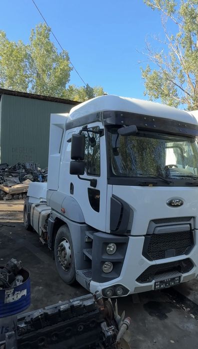 Dezmembrari Ford Cargo