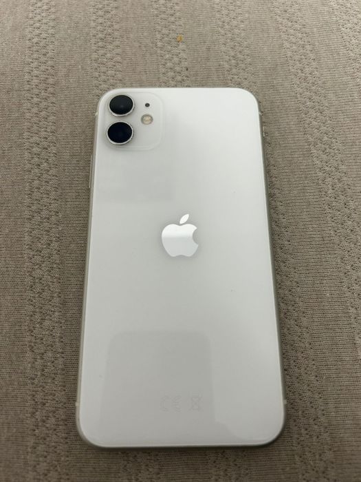 Vand iphone 11 alb