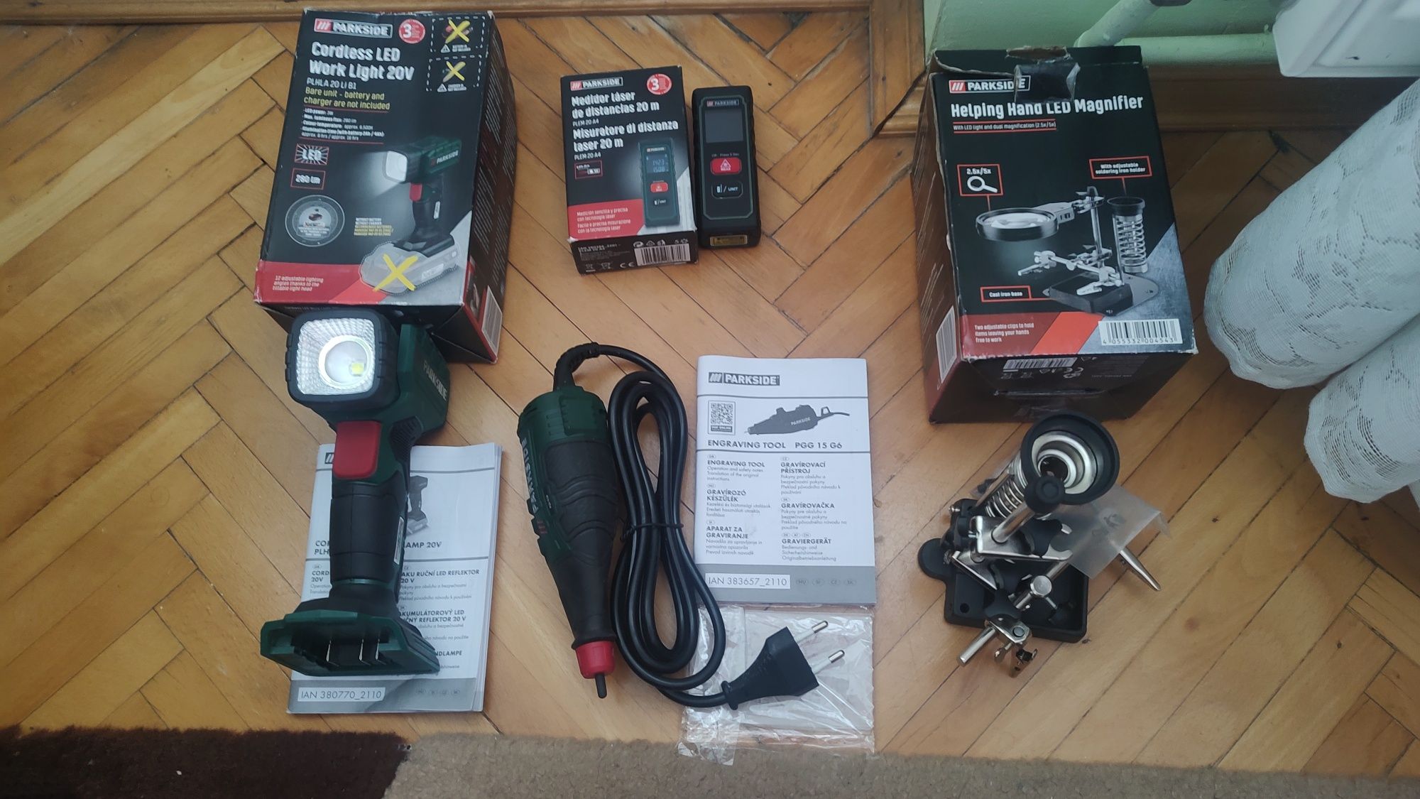 Scule unelte accu Parkside gravat lanterna bormasina X12V 20V 4Ah
