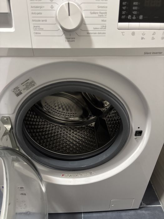 Masina de spalat rufe Arctic APL81023XLW0