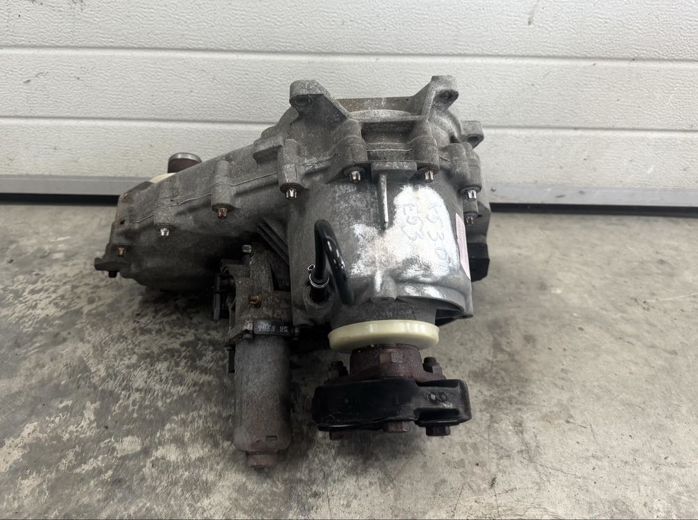 Перфектна раздатка от bmw/бмв X5 E53 3.0i бензин 231к.с автомат