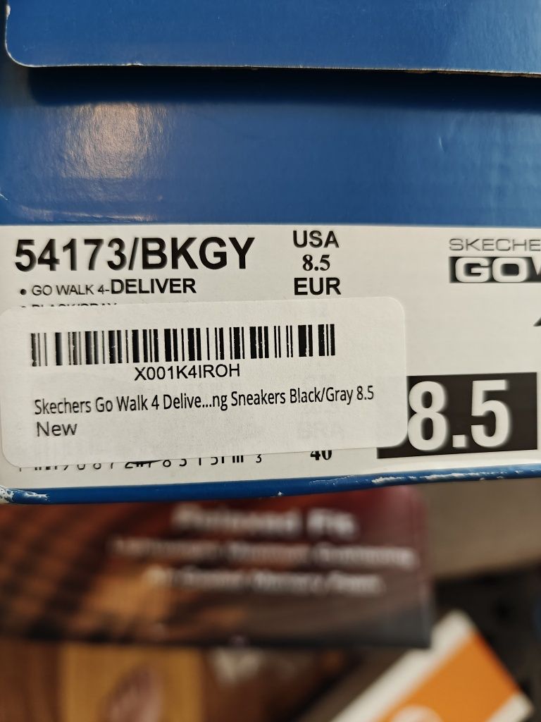 Слипоны Skechers со скидкой