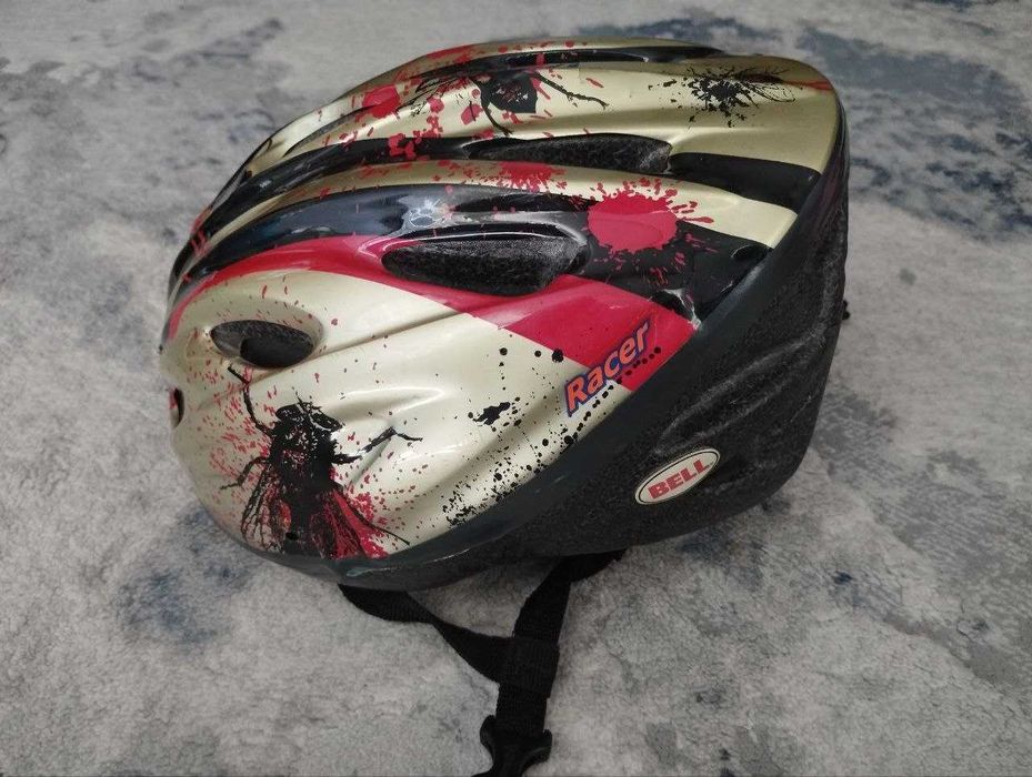 Каска, защитный шлем для езды на велосипеде