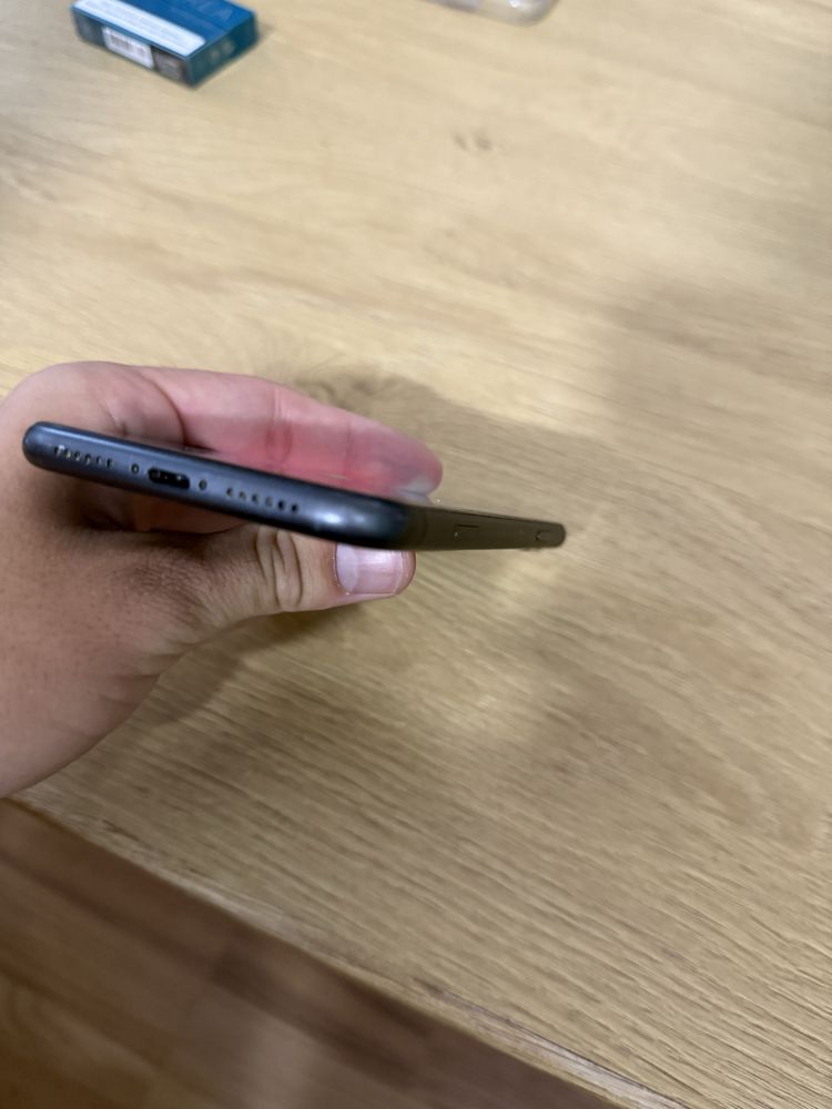İPhone 11 64GB!!