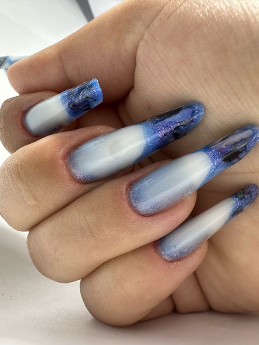 Unghii cu gel manichiura