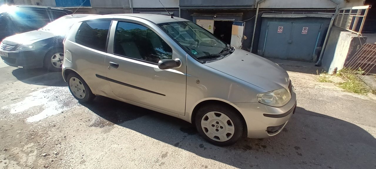 Vând Fiat Punto 2005