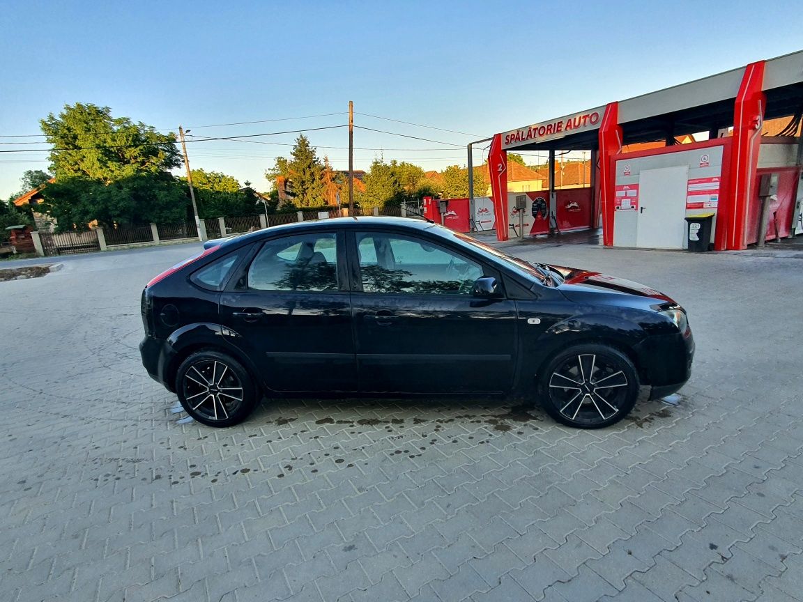 Vând Ford focus 1.6 diesel