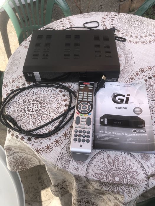 Сателитна антена (чиния) 90/80 см с приемник