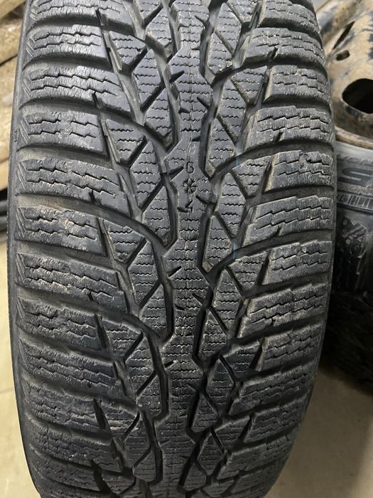 Продавам зимни гуми с джанти за Шкода Фабия