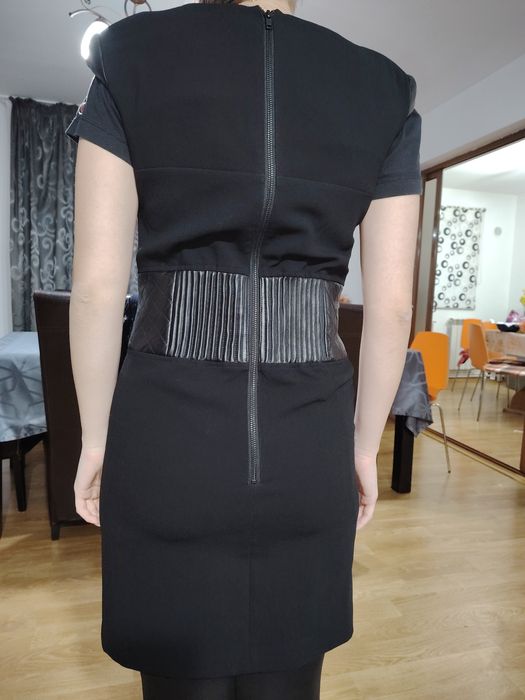 Rochie eleganta neagra