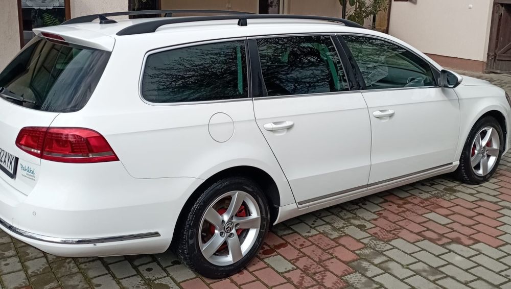 Vând Volkswagen Passat