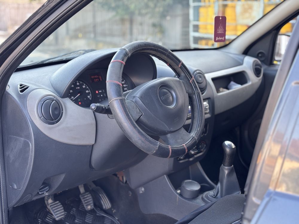 Vand dacia sandero 1.4 mpi An 2009