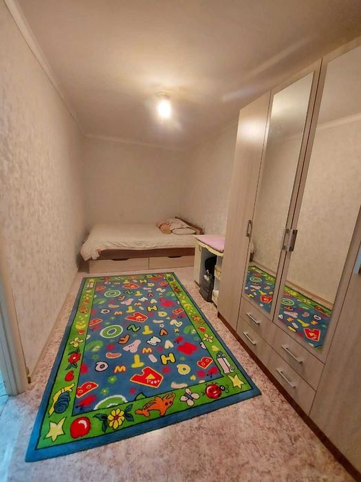 `Продам 2 комнатную уютную квартиру в Сортировке, дом Фудмарта