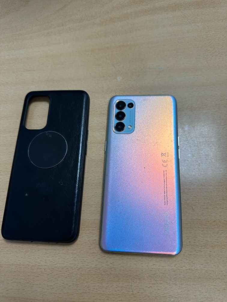 OPPO RENO 5 в отличном состоянии