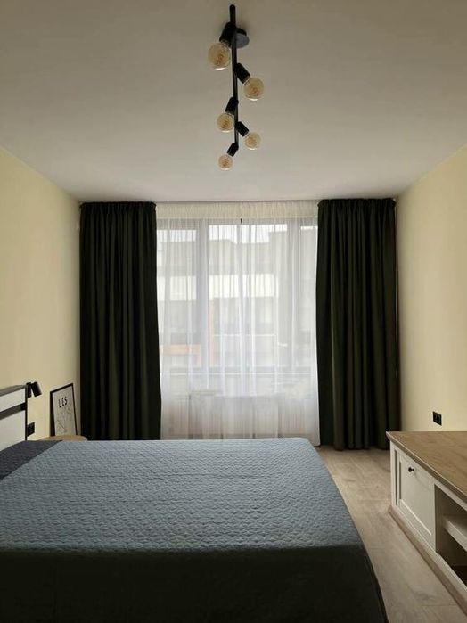 Тристаен апартамент с ГАРАЖ в ж.к. Малинова долина.