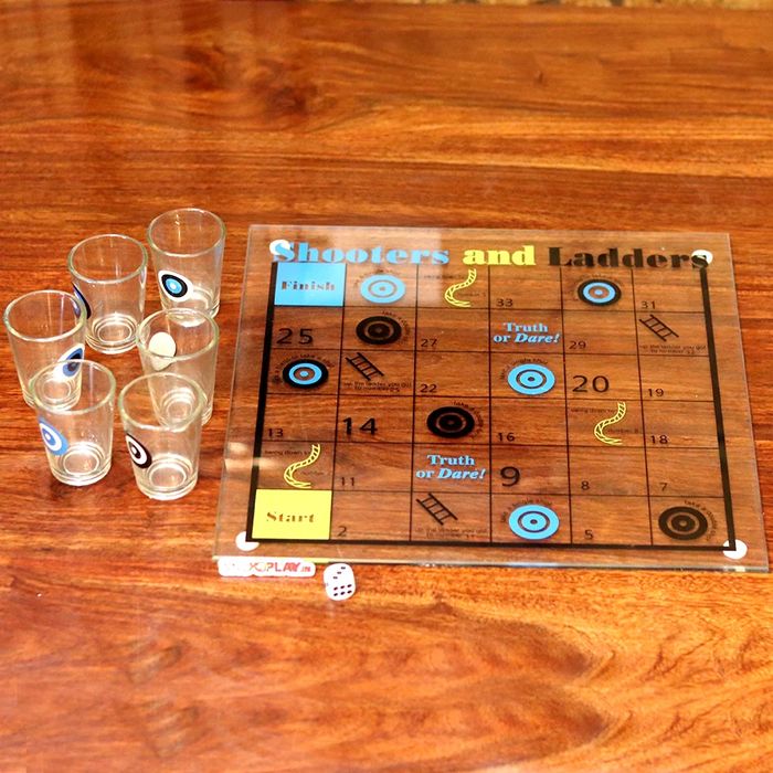 Joc de societate Shooters and Ladders