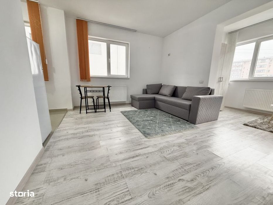 Garsoniera moderna Militari Residence comision 50%