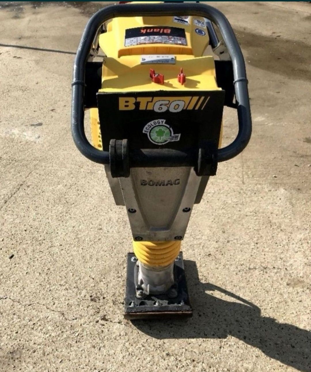 Mai compactor BOMAG BT60