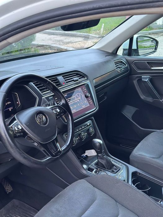 Volkswagen Tiguan Allspace 4 Motion 2.0 Tsi 220 Cai 2019 Bord Plasma