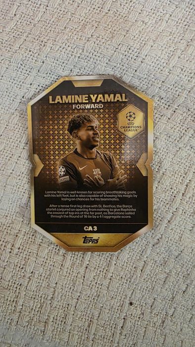 Lamine Yamal topps CA3 Amazing Assist Chrome Award Winner
