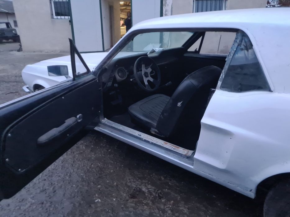 1968 Ford Mustang V8 Automatic - motorizare rara