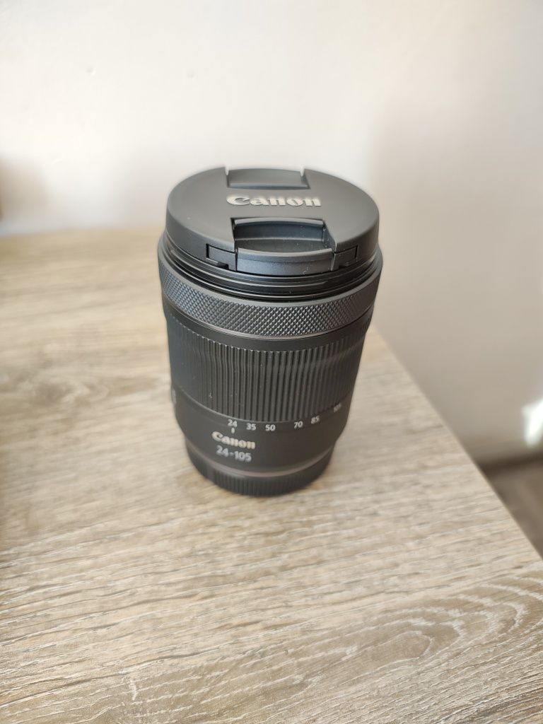 Canon RF24-105mm F 4-7.1 IS STM като нов