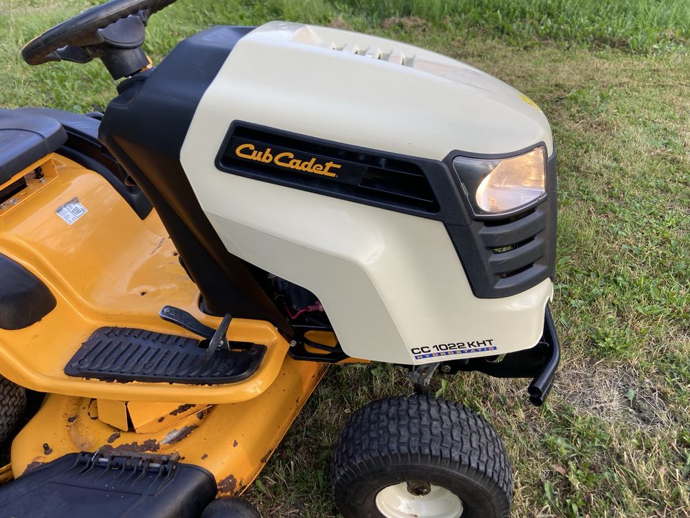 Тракторна  косачка Cub cadet 22hp Професионална