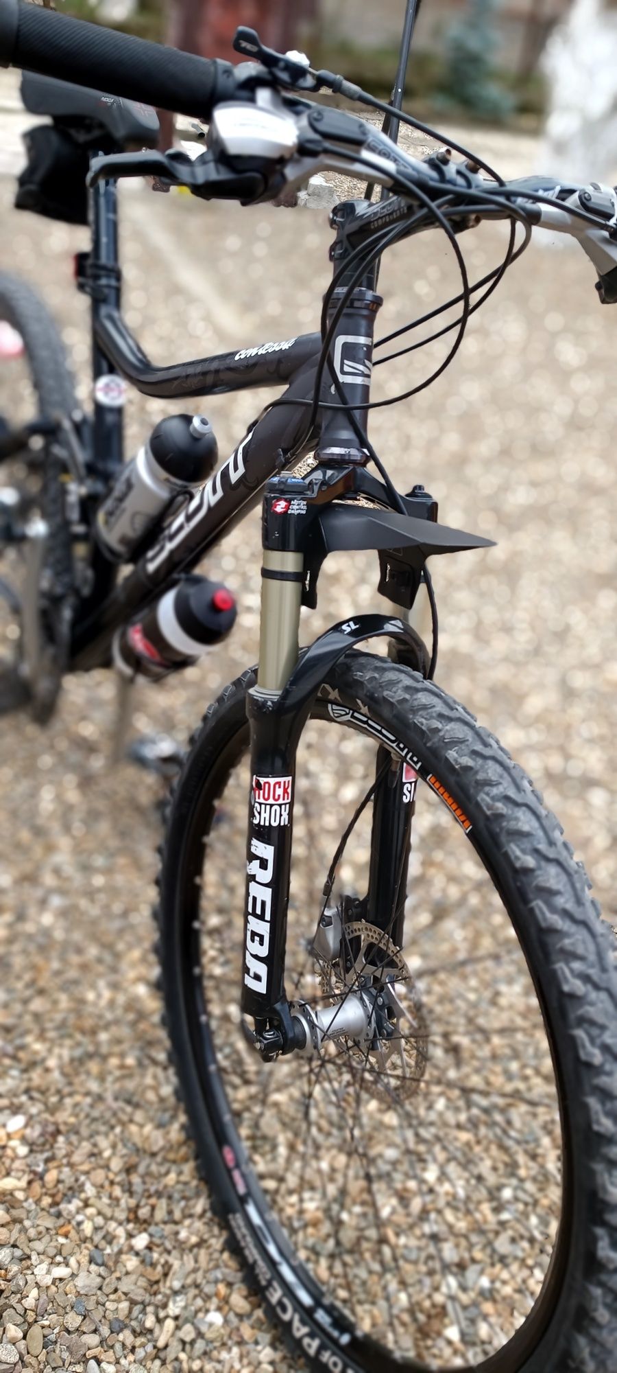 Full Suspension furca rock shox