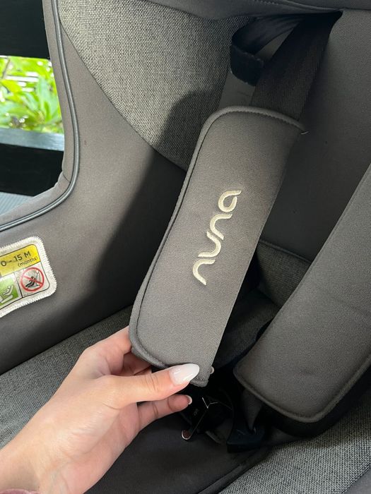 Scaun auto i-Size Nuna REBL PLUS 360°