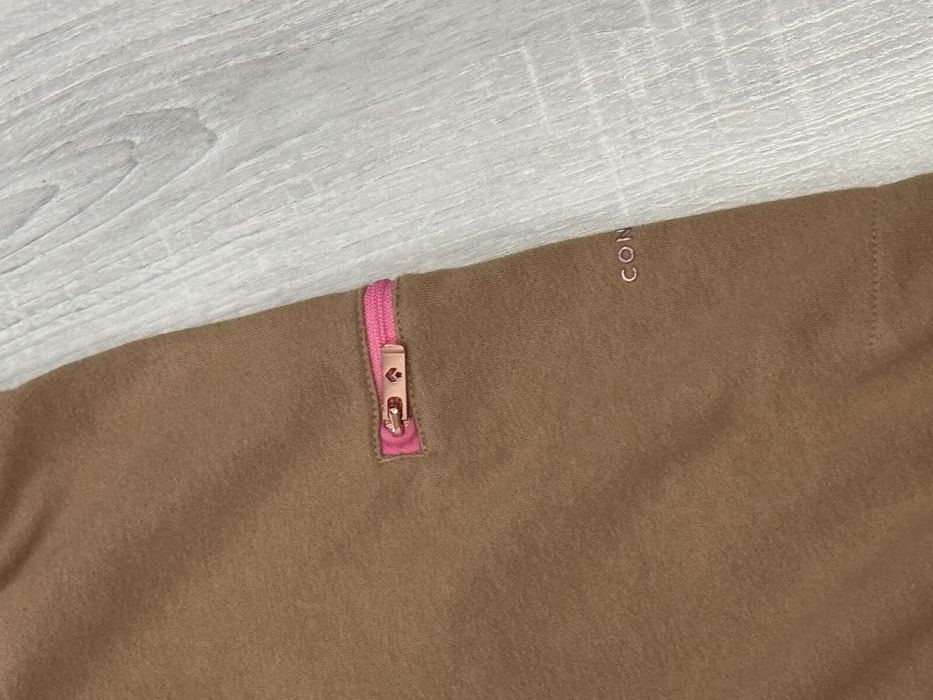 Анцуг Converse нов