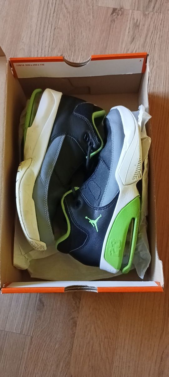 Jordan Max Aura 3 "36,5