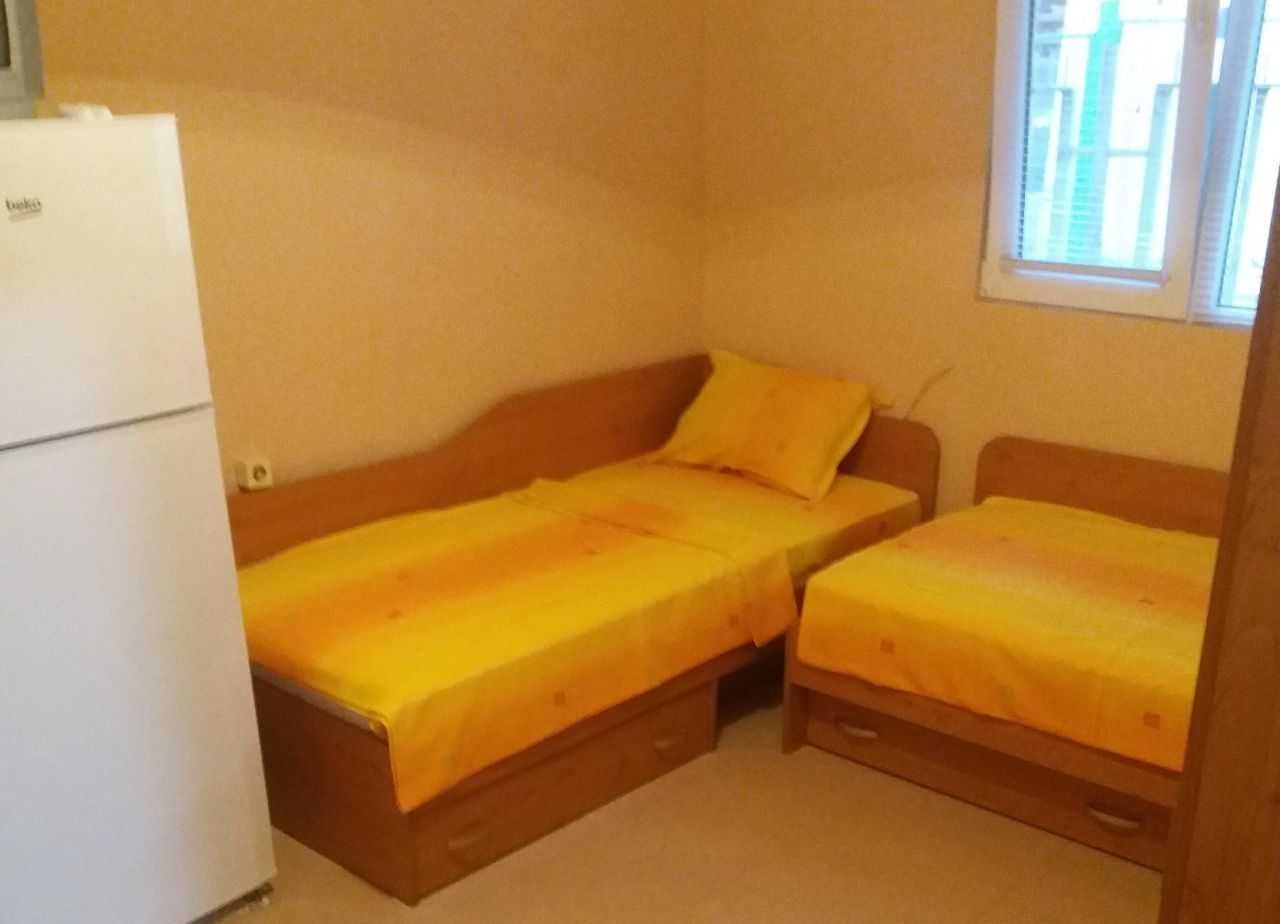 Бунгало , сред прохладна  гора, на 300 м от плажа в гр.Китен