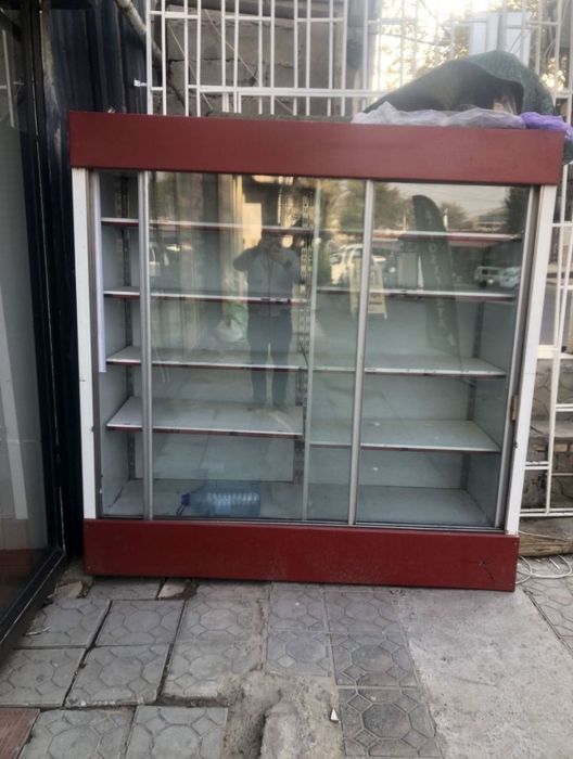 Холодильник витрина