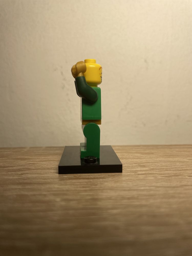 Minifigurina lego nexo  knights aaron