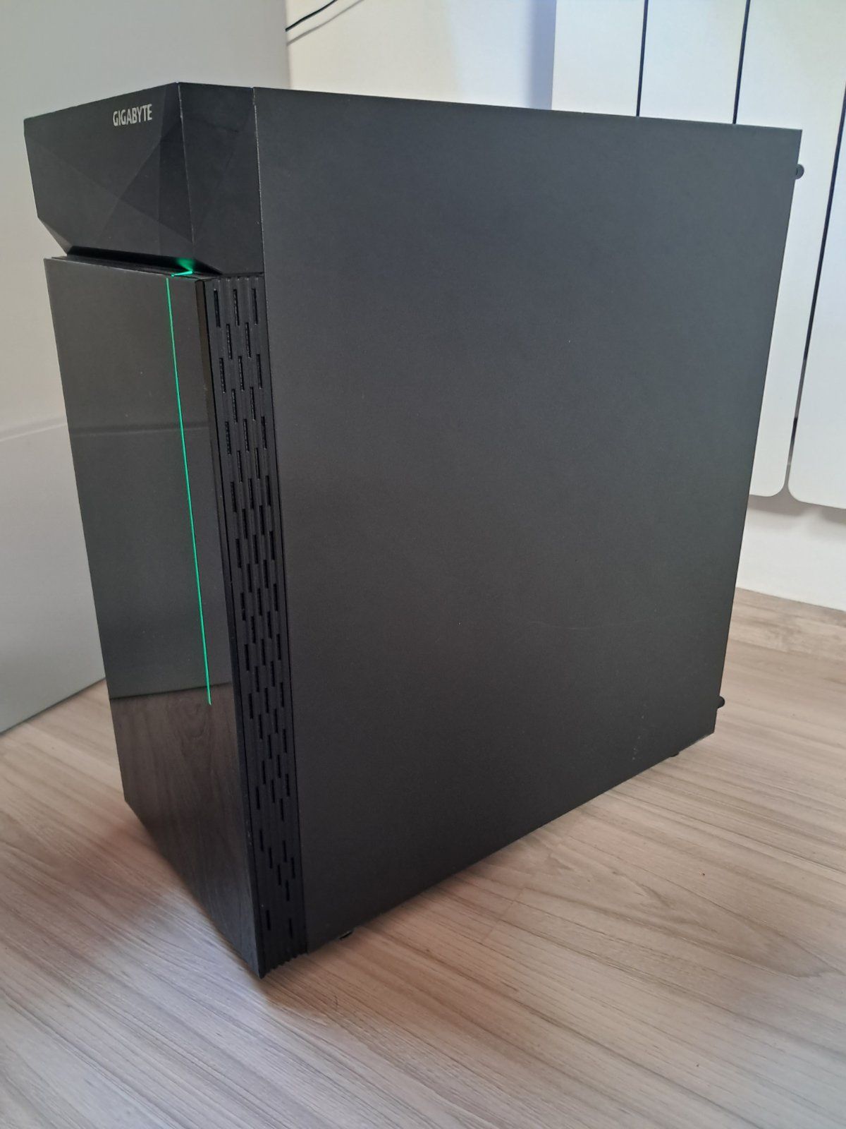 Геймърски компютър Intel Core i5 9400f/GTX 1650 Super/16 GB RAM DDR4