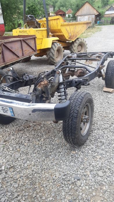 Dezmembrez Toyota land cruiser lj73 și 70