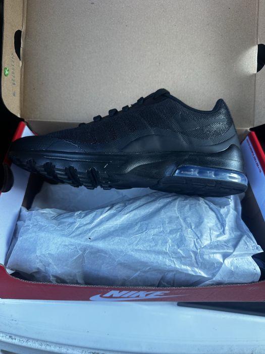 Nike air max invigor