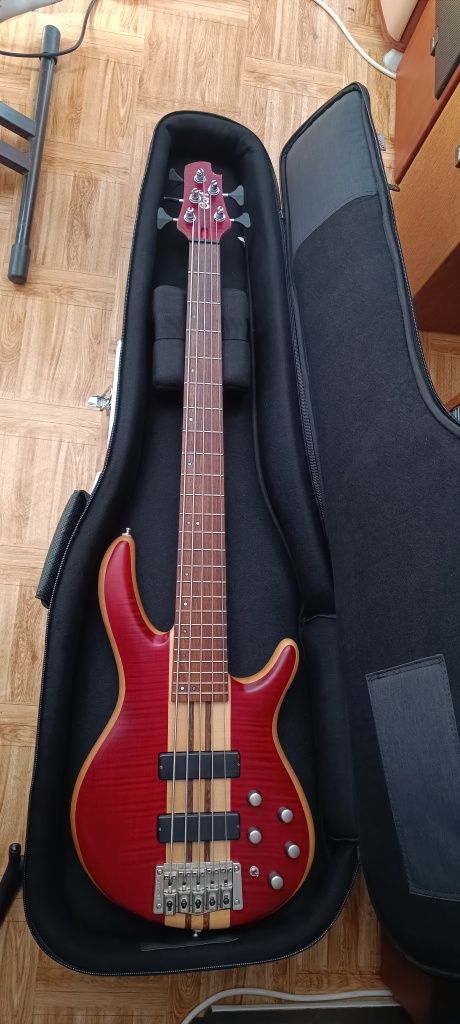 Bas китара Cort A5